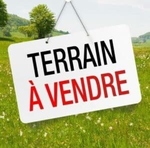 Parcelle de terrain constructible proche centre ville de St LEU